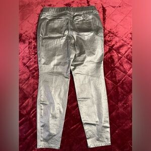 Lane Bryant size 16 pull on jeans, bronze metallic color